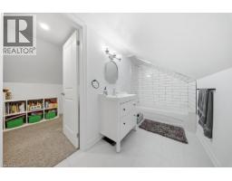 36 OAK Street - 21