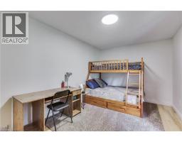4542 AVENUE Road - 24