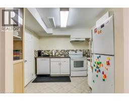 4542 AVENUE Road - 33