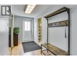 4542 AVENUE Road - 36