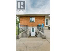 4542 AVENUE Road - 38