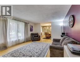 4542 AVENUE Road - 6