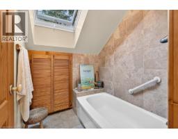 526 BURLINGTON Avenue - 35
