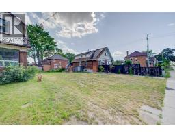 153 COURTLAND Avenue E - 10