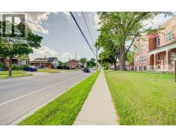 153 COURTLAND Avenue E - 15