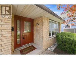 38 JAMES Street - 3