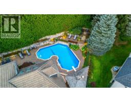 45 PEPPERTREE Crescent - 43