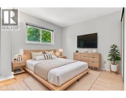 2 BROOM Street - 15