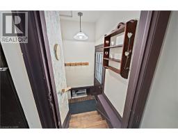196 MAIN Street N - 23