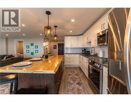 2118 LAKESHORE Road - 15
