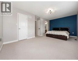 34 DODMAN Crescent - 22