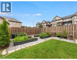 34 DODMAN Crescent - 38
