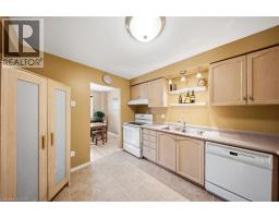 16 SCOTTACRES Boulevard - 10