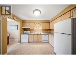16 SCOTTACRES Boulevard - 12