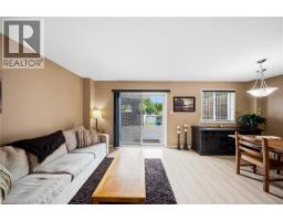 16 SCOTTACRES Boulevard - 16