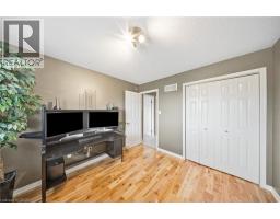 16 SCOTTACRES Boulevard - 19