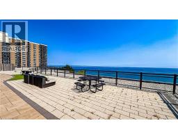 35 SOUTHSHORE Crescent UnitNo. 221 - 21