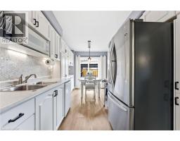 31 WAKEFIELD Lane - 14
