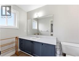 31 WAKEFIELD Lane - 18