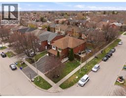 31 WAKEFIELD Lane - 36
