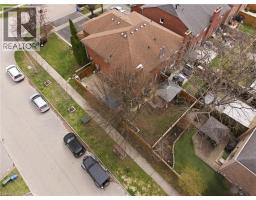 31 WAKEFIELD Lane - 38