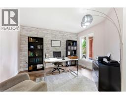 31 WAKEFIELD Lane - 6