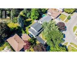 26 PENROSE Avenue - 41