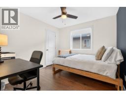 17 UDELL Way - 34