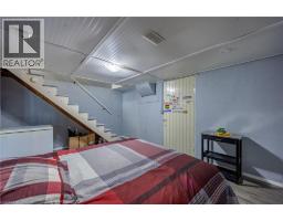 110 TALBOT Road - 41