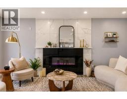 86 CARLYLE Drive - 3