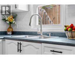 465 BEECHWOOD Place UnitNo. 12 - 17
