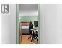 465 BEECHWOOD Place UnitNo. 12 - 33