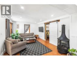 32 GRANT Avenue - 10