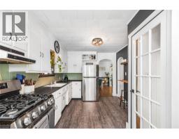 32 GRANT Avenue - 19