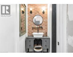 32 GRANT Avenue - 23