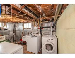 32 GRANT Avenue - 37