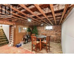 32 GRANT Avenue - 41