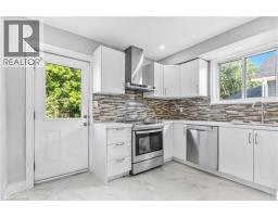 146 CRAIGROYSTON Road - 10