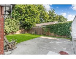 146 CRAIGROYSTON Road - 40