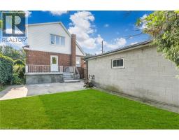 146 CRAIGROYSTON Road - 44