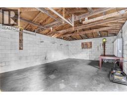 146 CRAIGROYSTON Road - 46