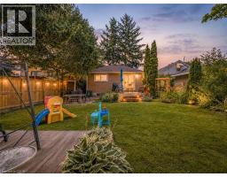137 FRANCIS Street - 3