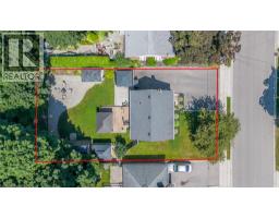 38 SCRIMGER Avenue - 40