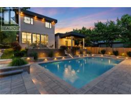 282 ROBINA Road - 10