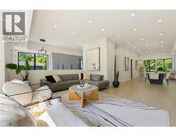282 ROBINA Road - 15