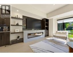 282 ROBINA Road - 16