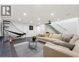 282 ROBINA Road - 36