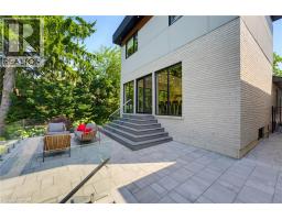 282 ROBINA Road - 43