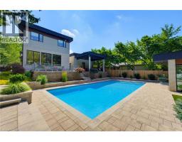 282 ROBINA Road - 48
