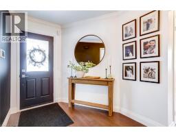 34 AMBLECOTE Place - 2